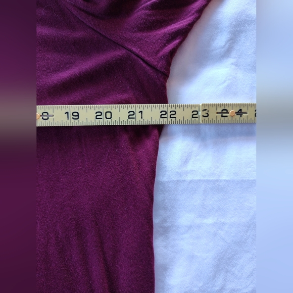 CHELSEA STUDIO Ladies Open Shoulder Blouse. Size 18/20 L. - Picture 4 of 4